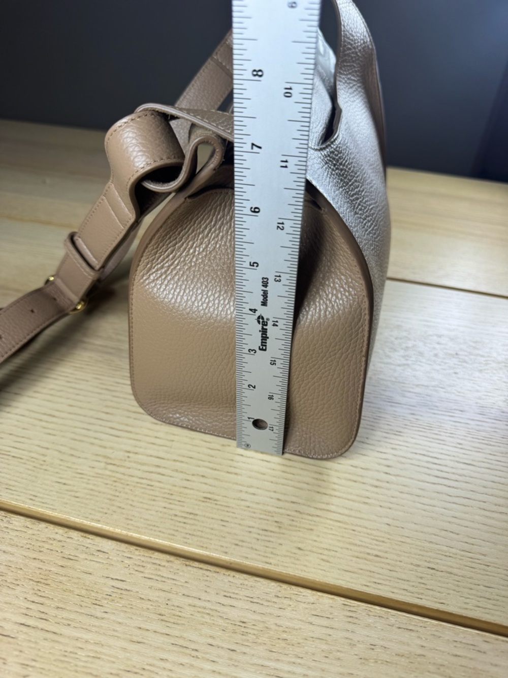 Cuyana Double Loop Cappuccino Pebbled Italian Leather Shoulder Bag Made in Italy - Picture 2 of 12